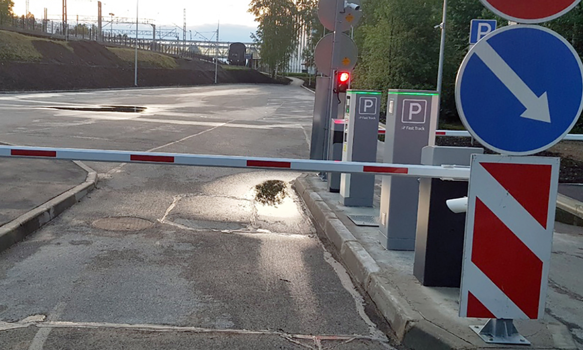 На парковке у вокзала в Петрозаводске вводят новые тарифы