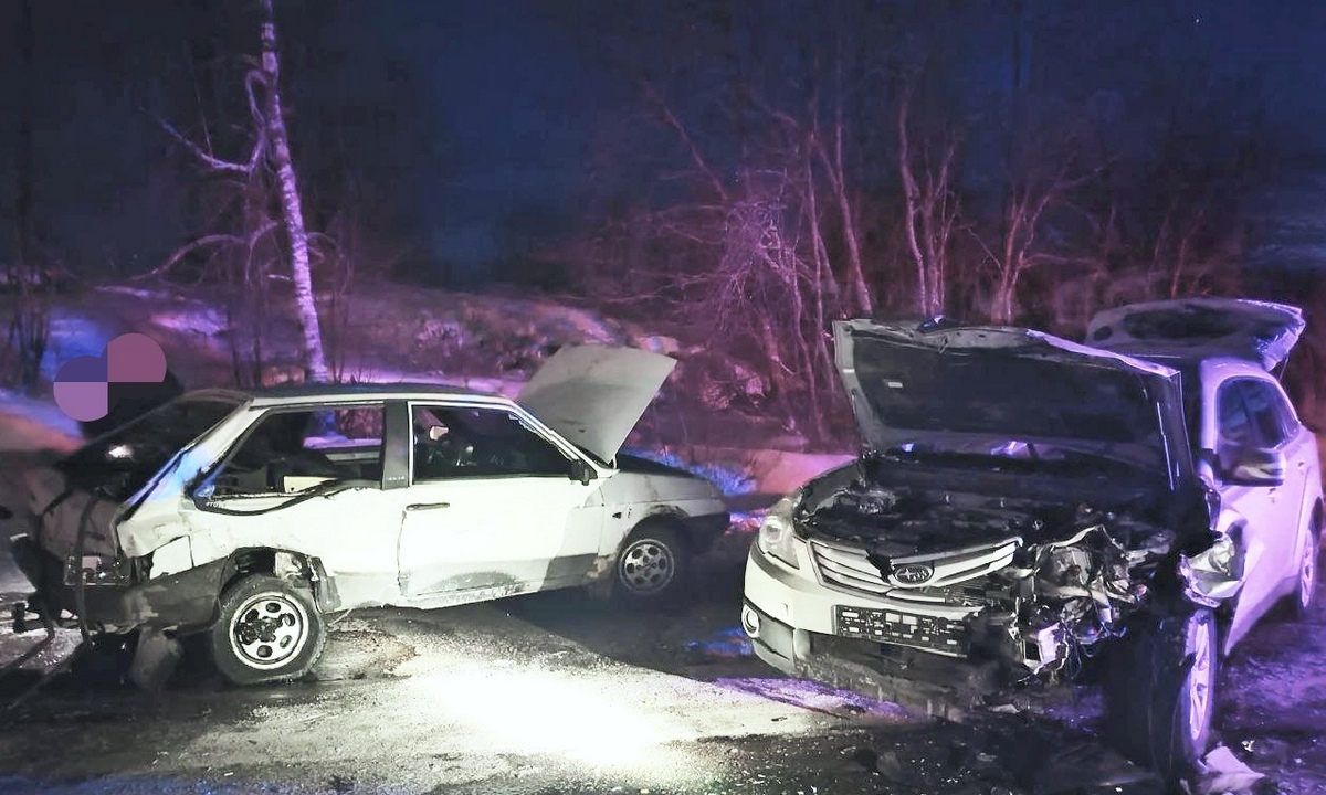 Страшное лобовое ДТП в Карелии: есть пострадавший