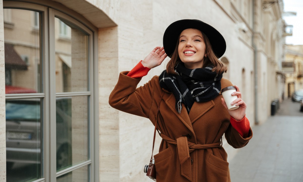 «Снова в моде»: стилист рассказала, какой вариант пальто будет в тренде весной 2026