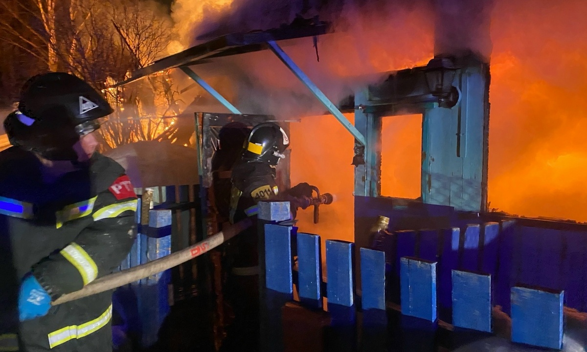 Страшный ночной пожар в Карелии: есть пострадавший