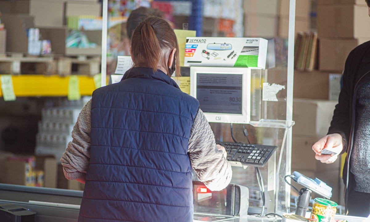 В Петрозаводске задержали женщину-кассира