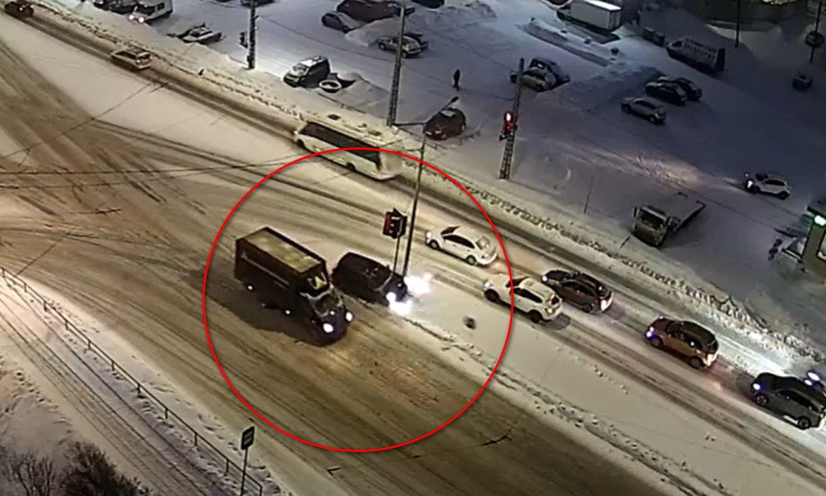 В Карелии водители странно ведут себя на дороге