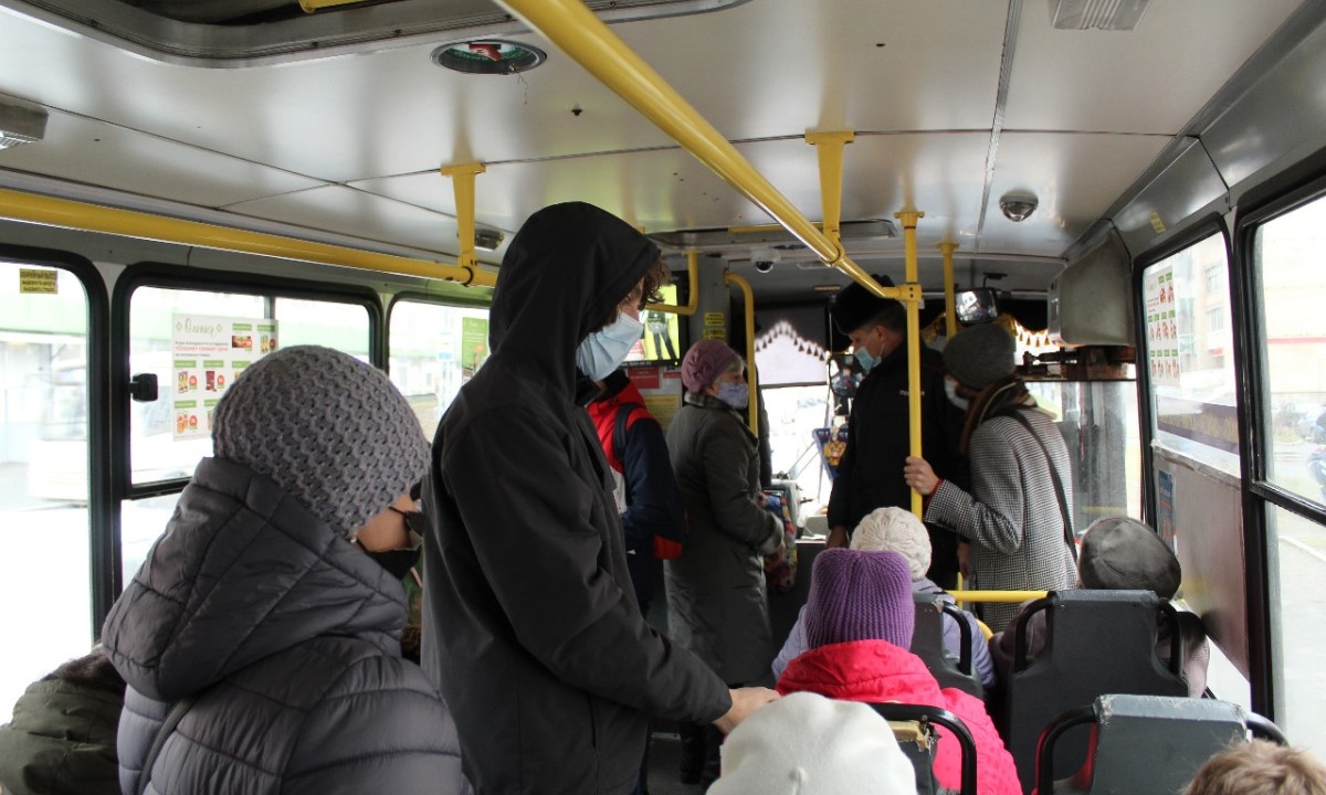 Россиян хотят штрафовать за скрытое лицо в общественных местах