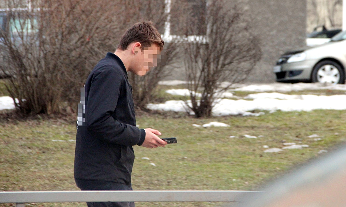 В Петрозаводске школьнику грозит три года колонии за дропперство