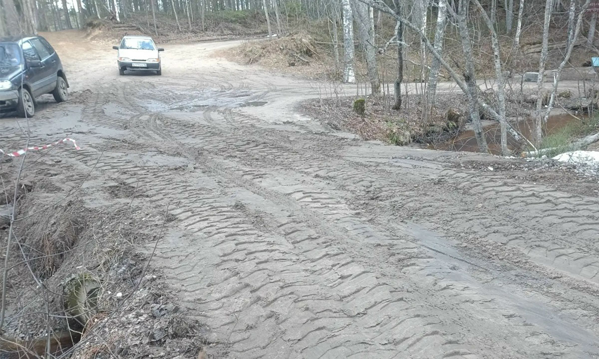 Опасную дорогу в Карелии восстановили за один день