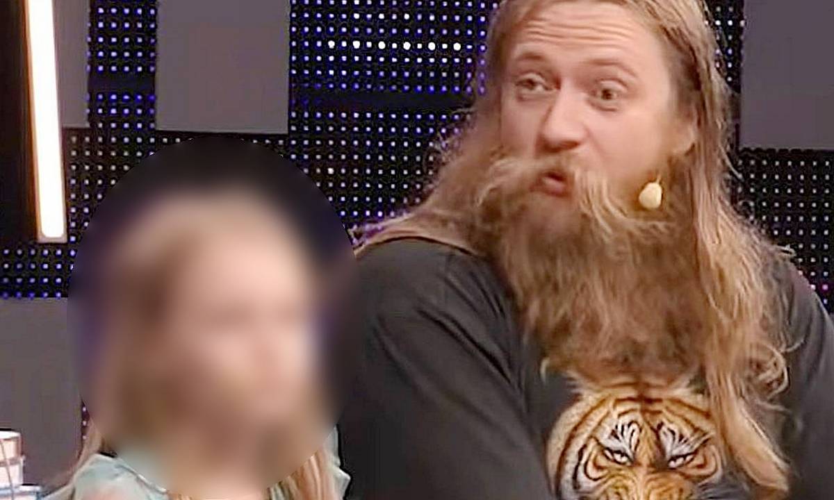 Девятилетняя девочка-вундеркинд из семьи Тепляковых стала продавцом