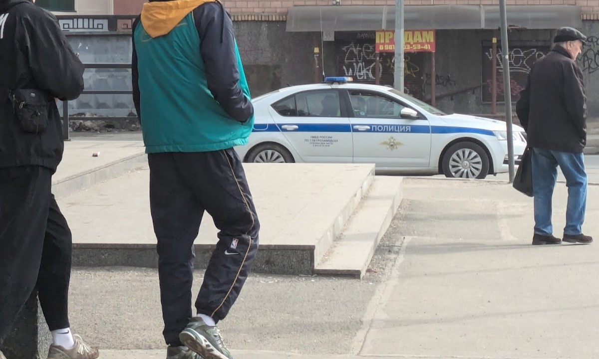 Жители Петрозаводска пожаловались на еще одну неуправляемую компанию подростков