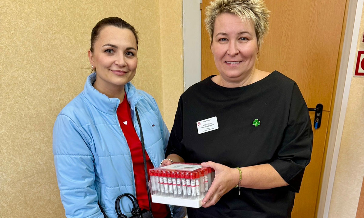 Станции переливания крови в Карелии пожертвовали пробирки