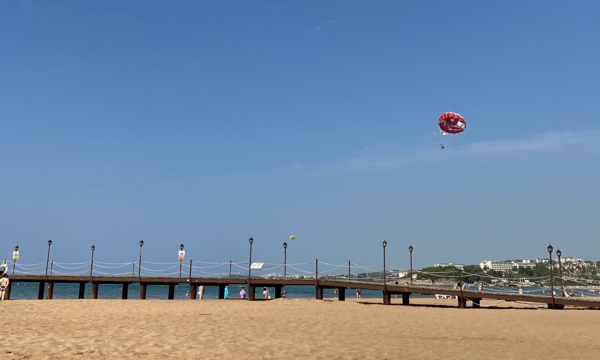 Эксперт назвала топ безвизовых стран для летнего отдыха