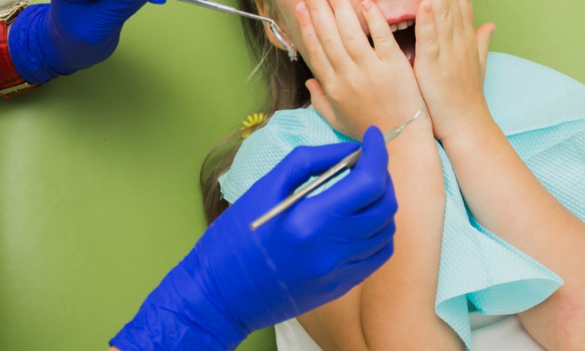 Стало известно, как 9-летняя девочка из Петрозаводска проглотила иглу во время лечения зуба