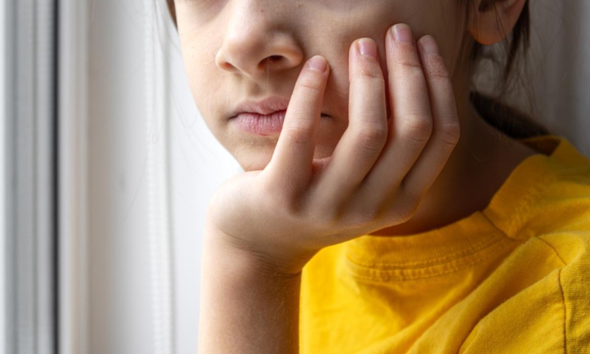 Названа привычка родителей, из-за которой у детей плохие зубы