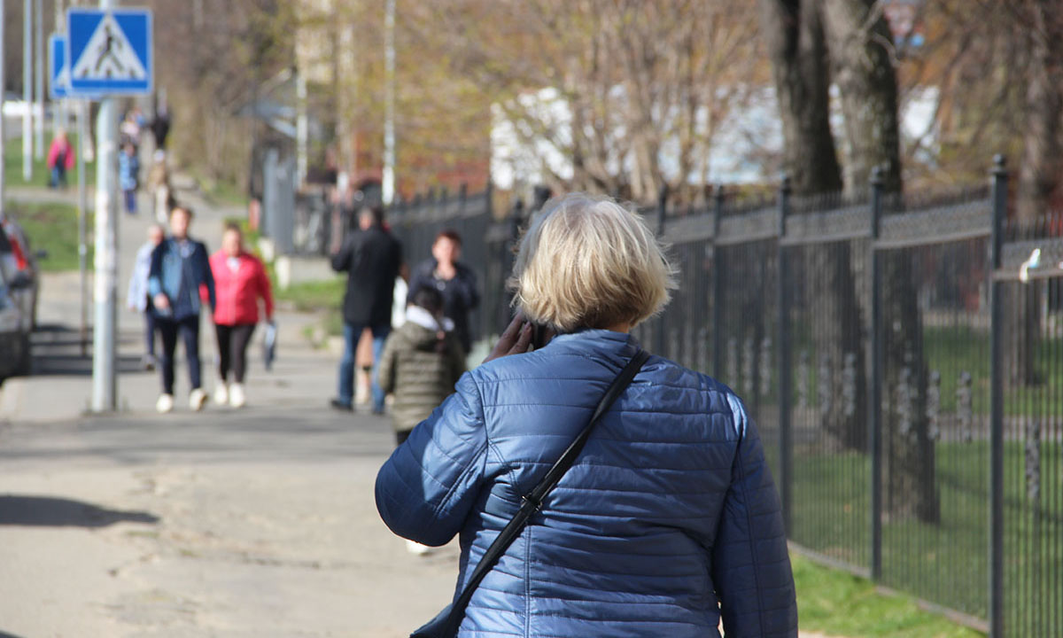 Жительница Карелии потеряла полмиллиона после сообщения от председателя дома