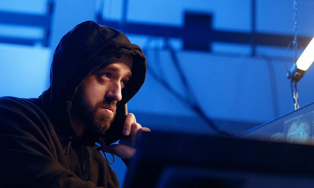 Житель Карелии лишился четырех миллионов, поверив дизайнеру