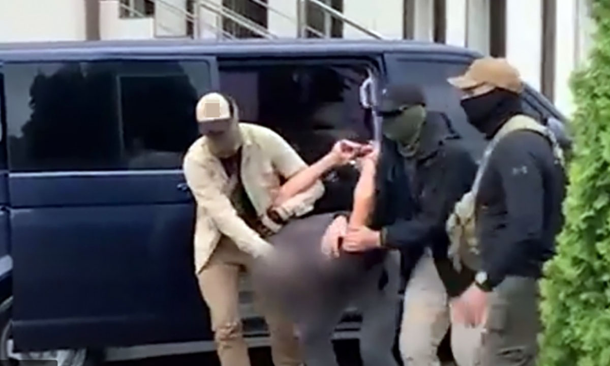 Стали известны подробности убийства конвоира дезертиром, задержанным в Петрозаводске