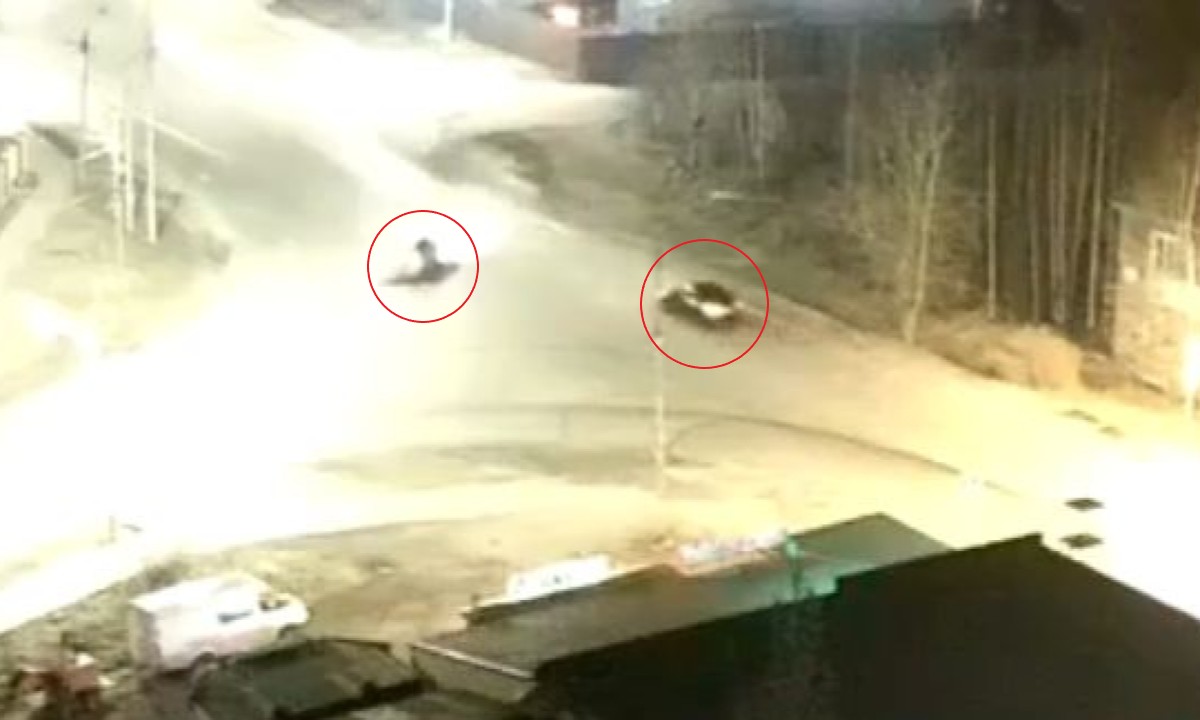 Жесткая авария в Петрозаводске: водители не поделили пустую дорогу