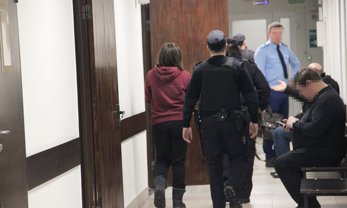 В Карелии на 10 суток арестовали плохую мать: отец ребенка на СВО