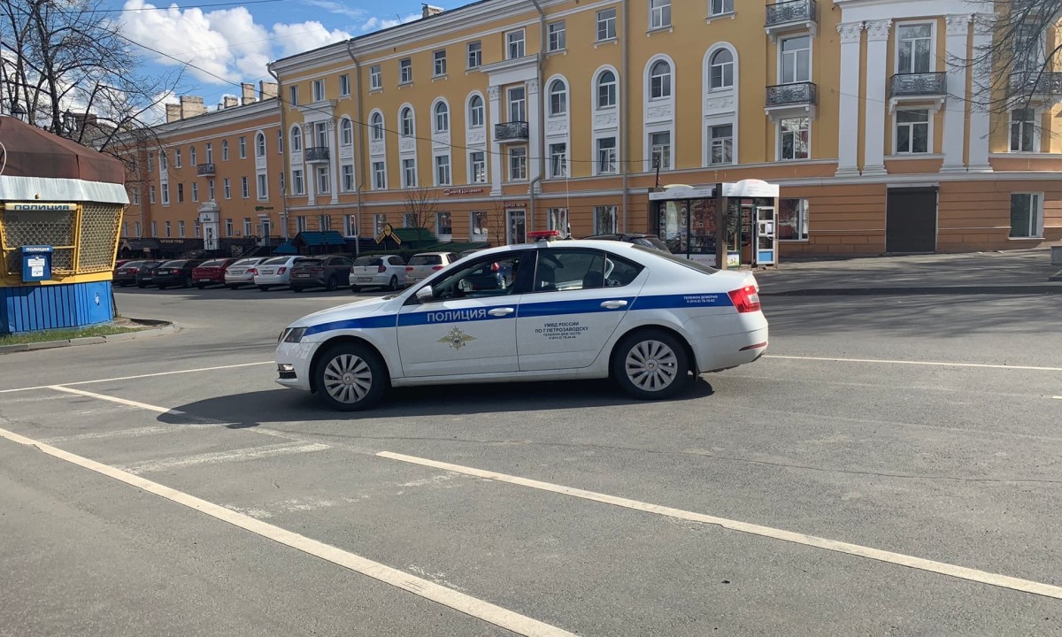 В Карелии водитель лишился прав из-за скрытого номера