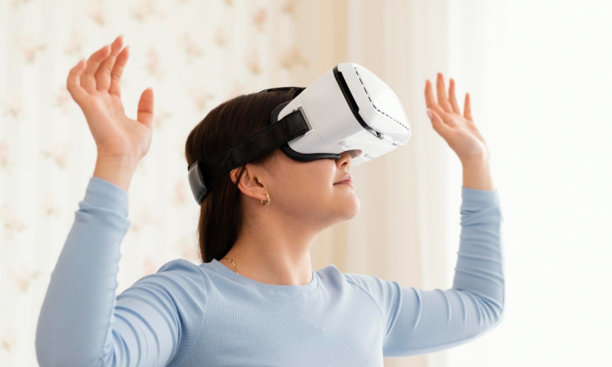 «Во время схваток она была аквалангистом»: в России начали рожать в VR-очках