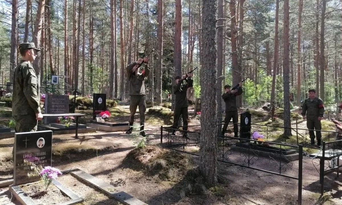 В Карелии простились с жителем Олонецкого района, погибшим на СВО
