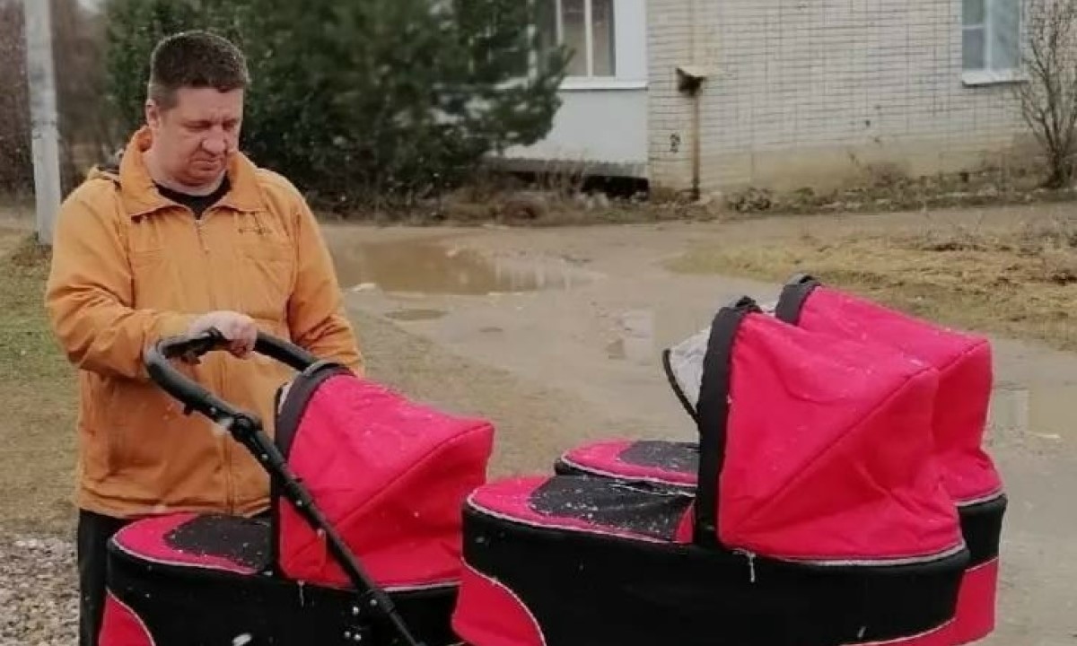 «Жить на пособия выгоднее»: отец шести детей полгода не может найти работу после рождения тройняшек