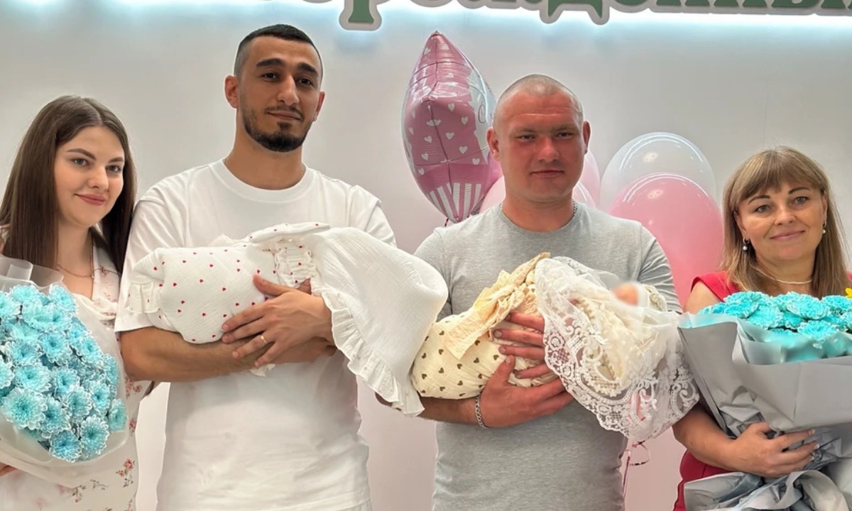 «Узнала, что жду наше чудо»: мама и дочь родили с разницей в один день
