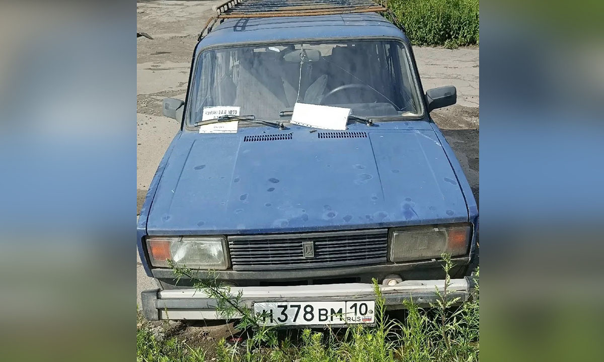 Десять домов в Петрозаводске остаются без горячей воды из-за брошенной машины