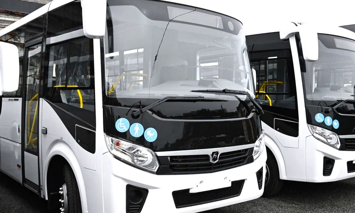 В Петрозаводск прибыли еще 11 новых автобусов