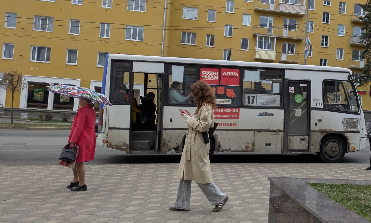Жителей Петрозаводска попросили сообщать о «ржавых» автобусах на маршрутах