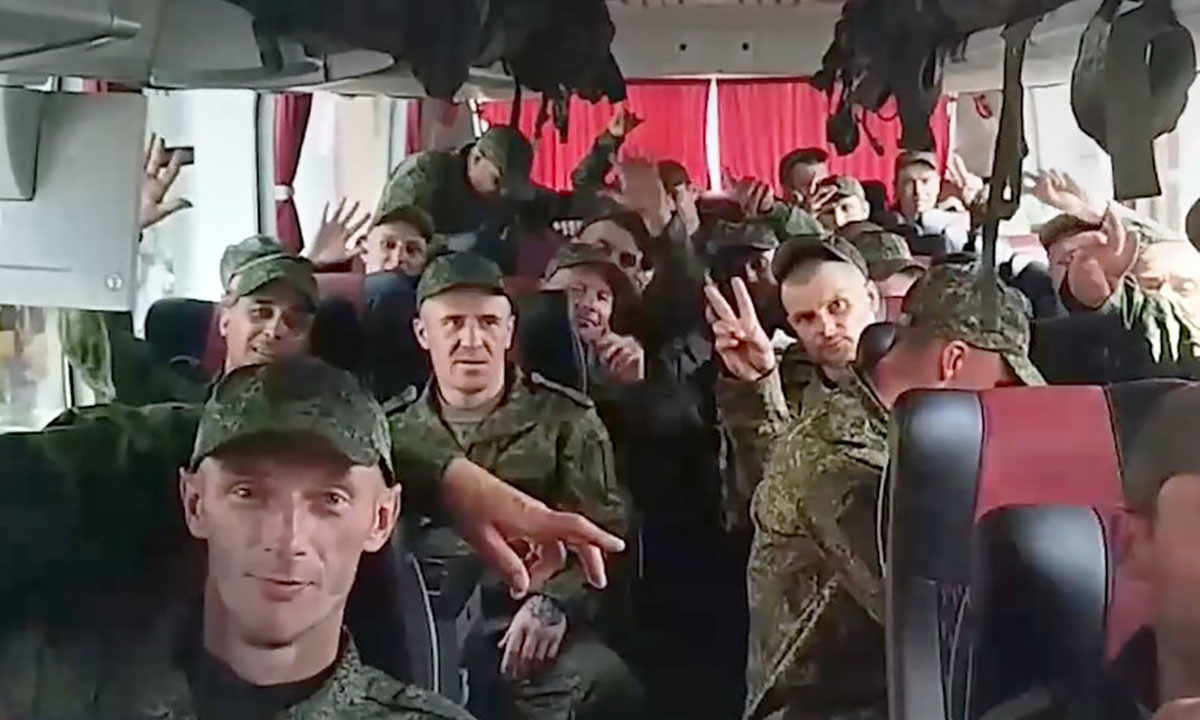 «Связались с его сестрой». Жителя Карелии вернули из украинского плена