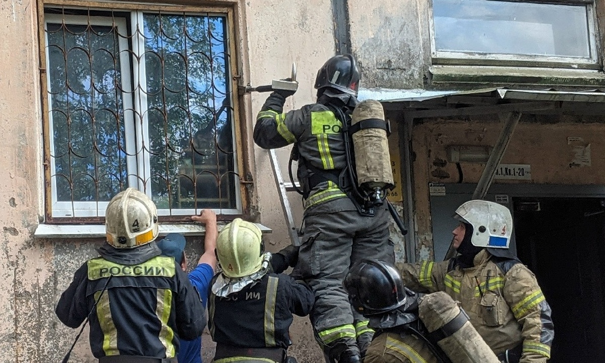 В Карелии спасатели проверили квартиру после звонка встревоженной дочки