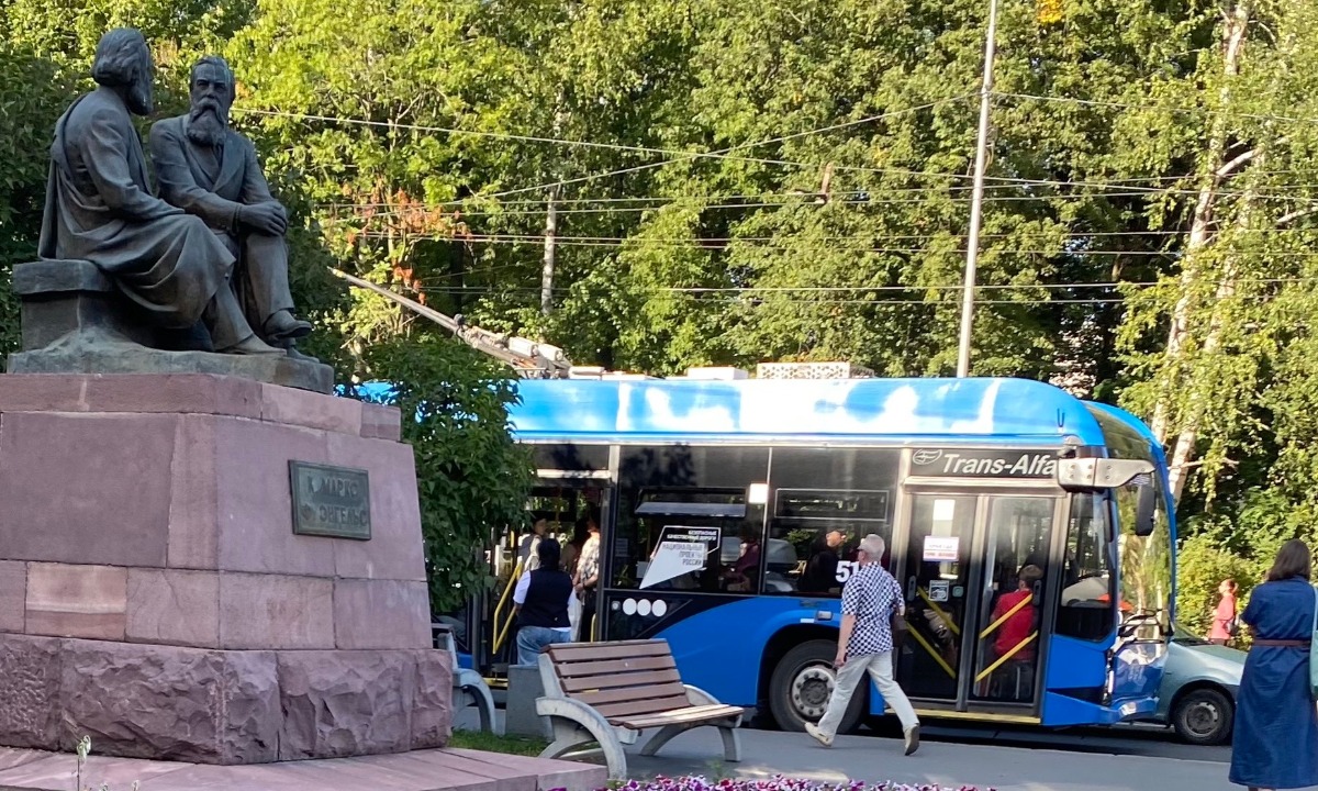 В Петрозаводске 85-летний дедушка полтора часа прождал троллейбус и опоздал к врачу