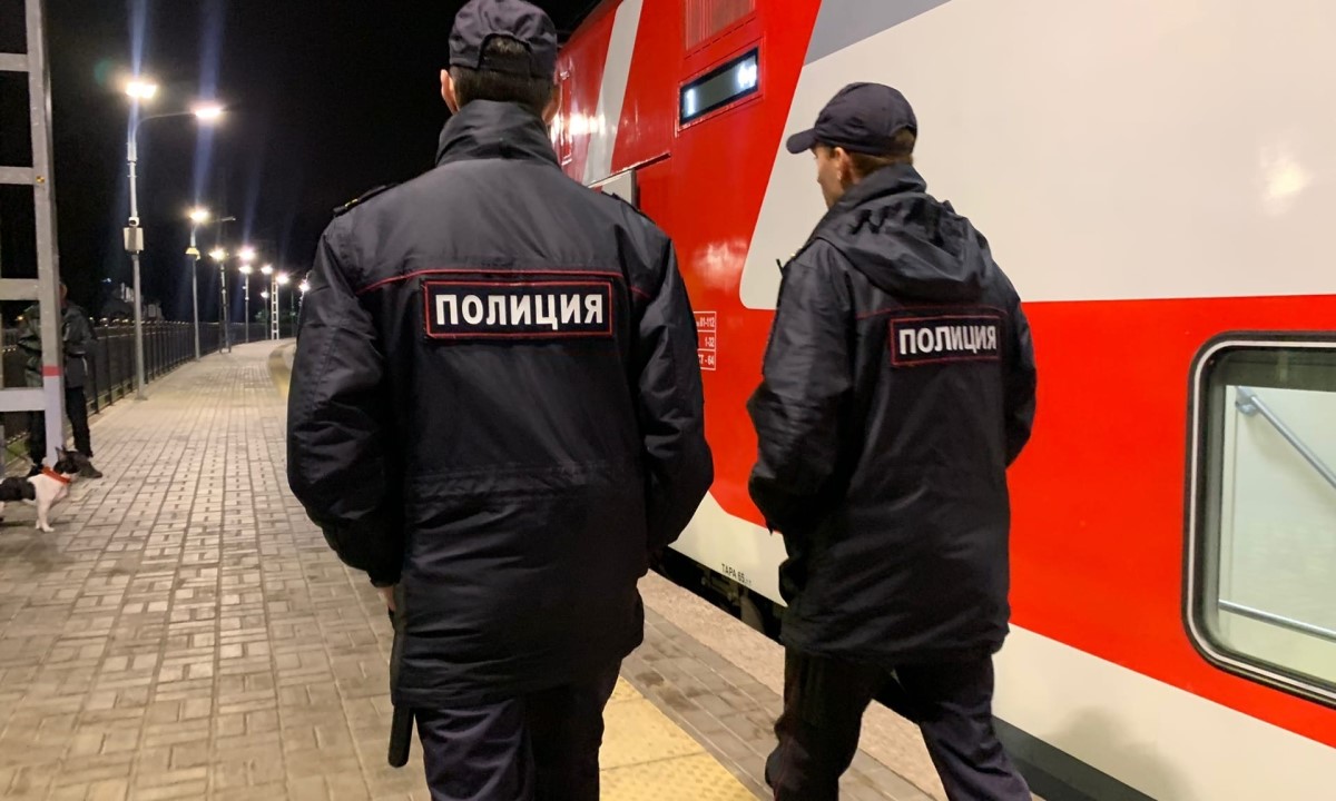 На вокзале в Петрозаводске автоматическая система засекла преступника в бегах