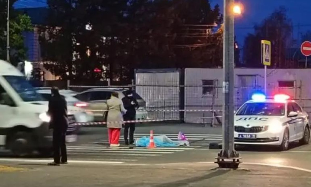 «Кровь кругом». Женщину сбили насмерть на пешеходном переходе в центре Петрозаводска (18+)