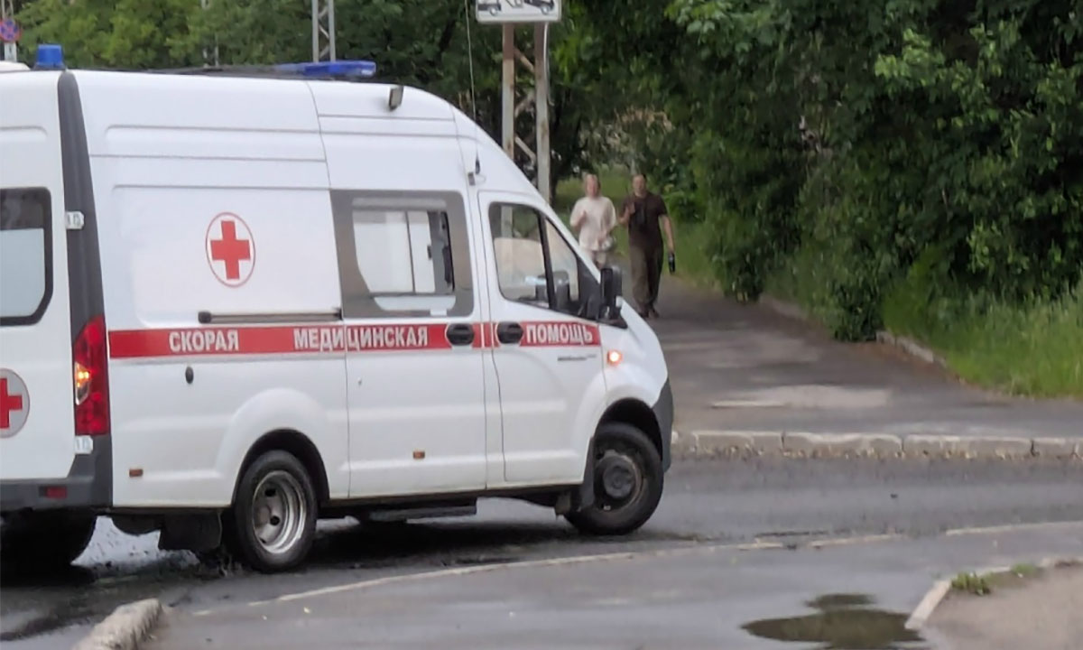 В Карелии водителя оштрафовали за то, что сбил двух человек и уехал