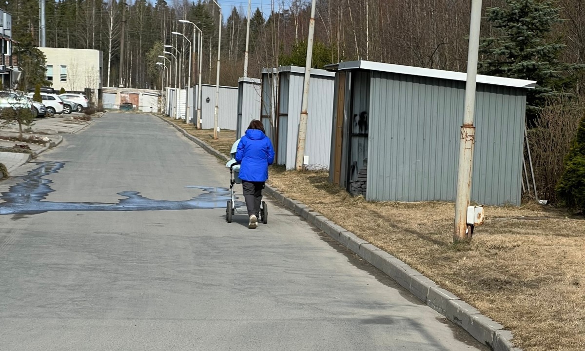 Условия получения пособия по уходу за ребенком хотят ужесточить